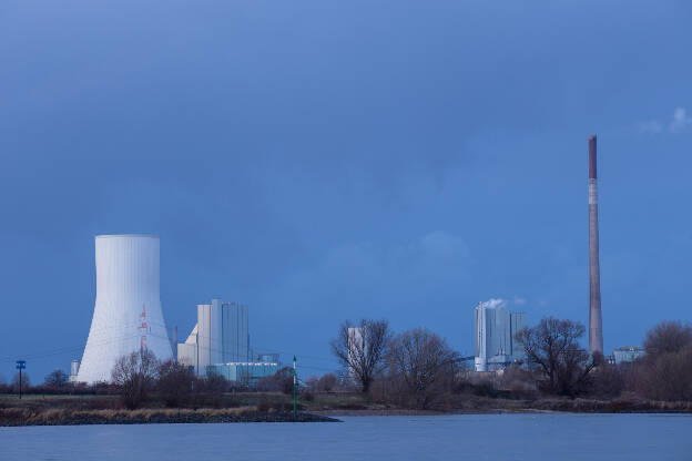 Kraftwerk Duisburg-Walsum am Rhein